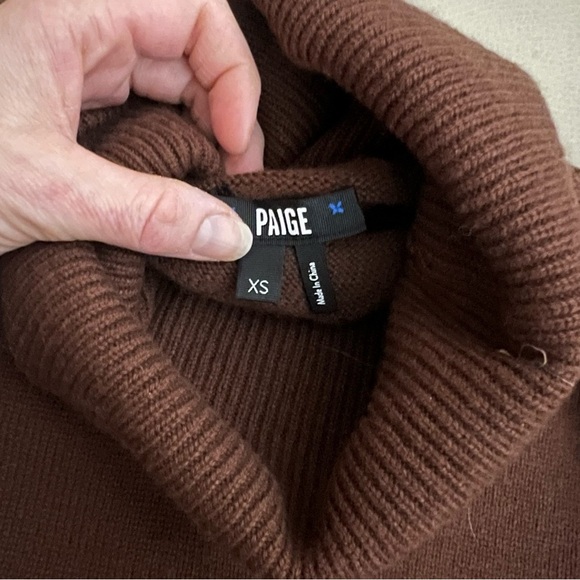PAIGE Women's Raundi Turtleneck Relaxed Wool Blend Sweater Dark Brown XS - Picture 8 of 11